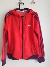 Czerwona bluza Adidas rozmiar M. Kaptur.