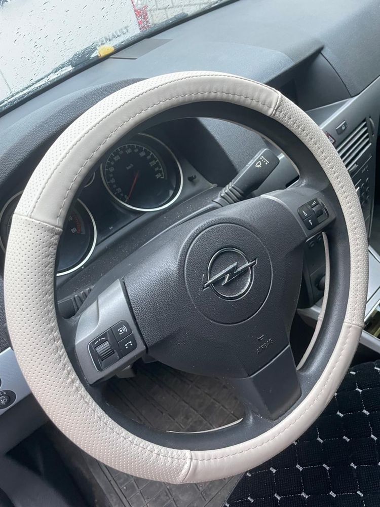 Продам Opel Astra універсал 1.6 газ-бензин, пробіг оригінал 231 т.км
