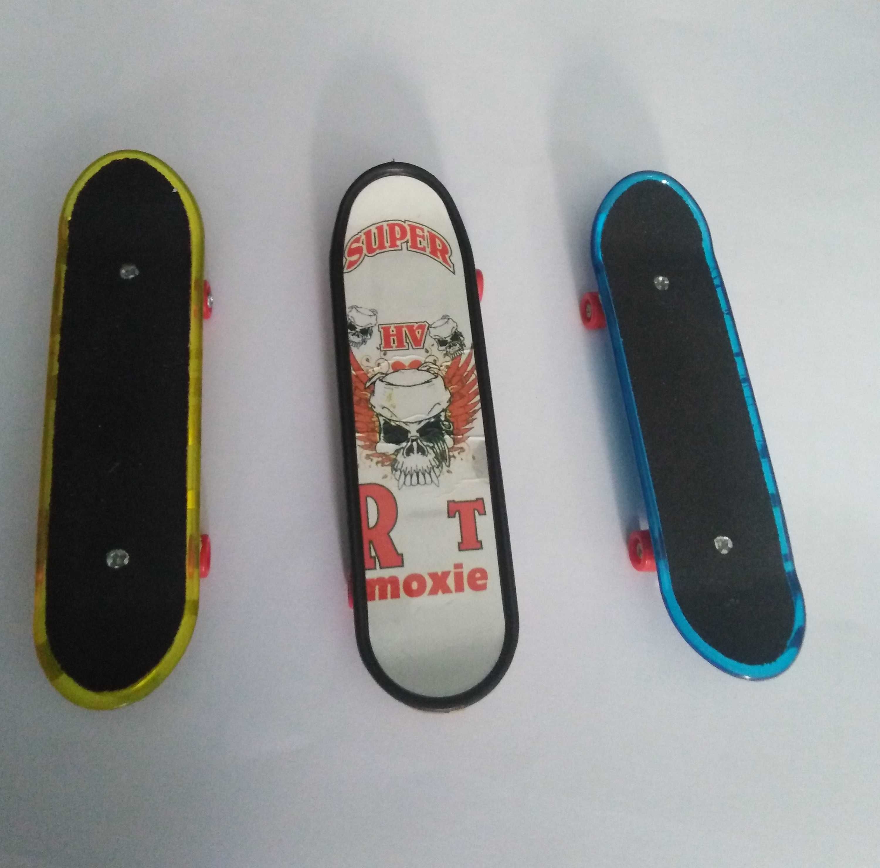 Conjunto de 3 Skates de Dedo + Oferta