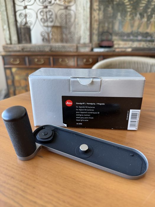 LEICA HANDGRIP 14 490