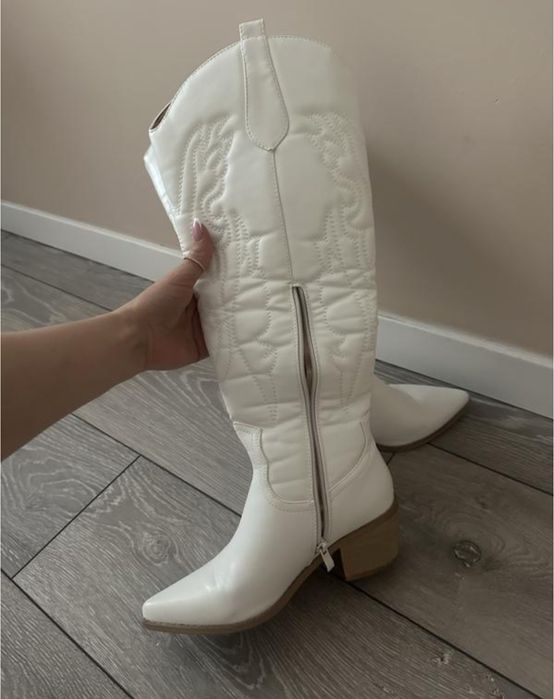 Білі чоботи  казаки, 37р