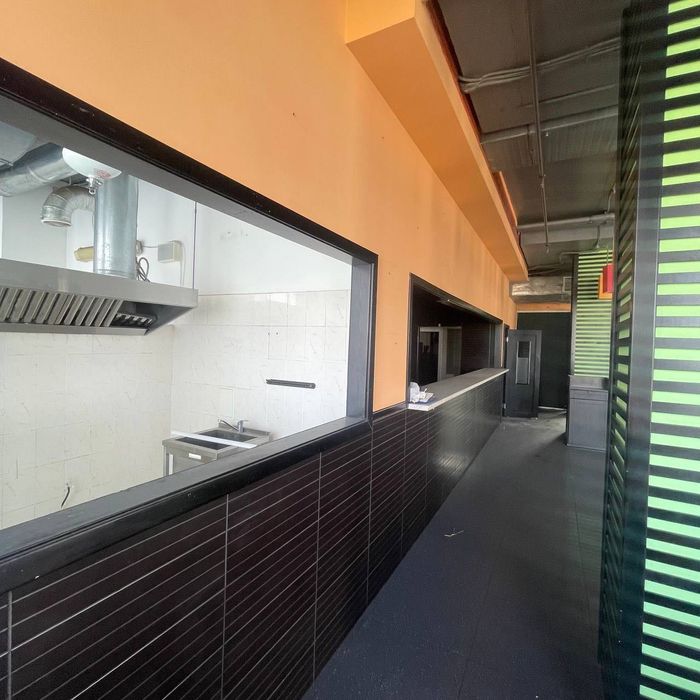 Аренда Помещения 244 м2 Пассаж Центр Мост-Сити Европейская площадь