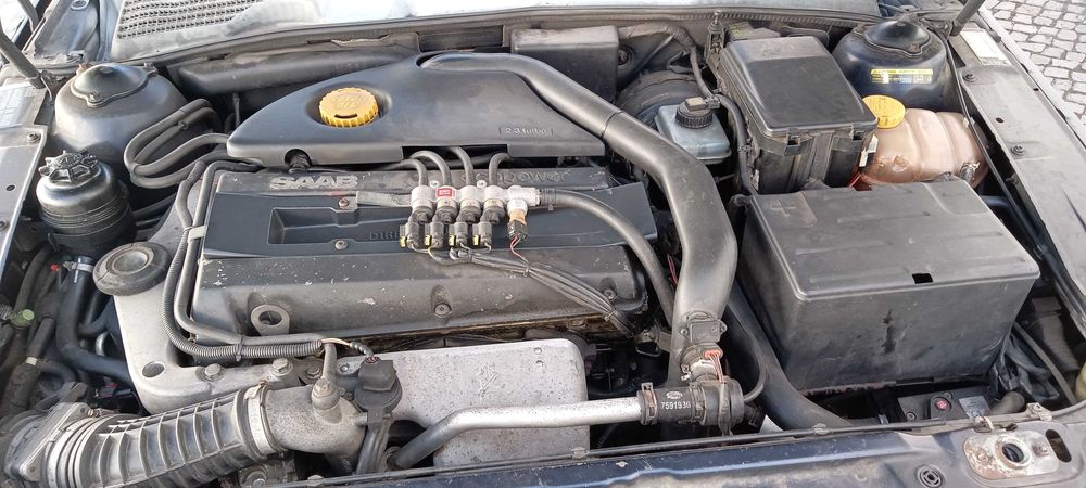 Saab 95 aero
2.3 turbo gasolina/GPL
250cv
