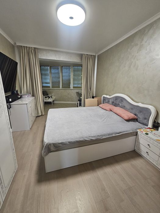 Срочно! Трехкомнатная " чешка" ! Паркинг в подарок!