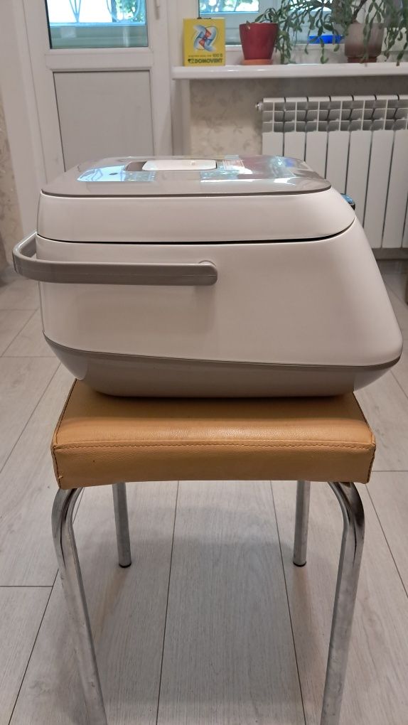 Мультиварка philips