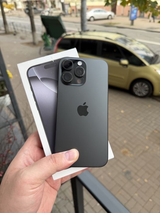 iPhone 16 Pro Max 256gb Black Titanium (100% акумулятор)