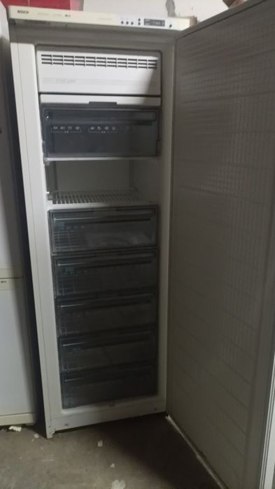 Морозильна камера No-Frost.