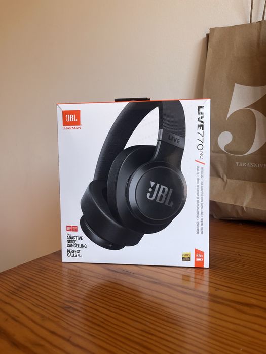 JBL LIVE 770NC *NOVO*
