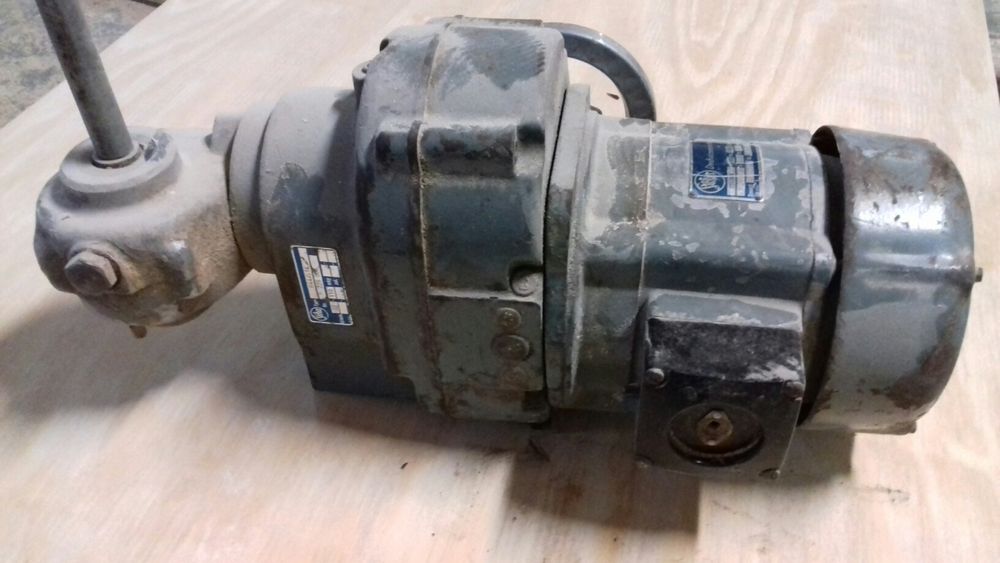 Motor variador de velocidade