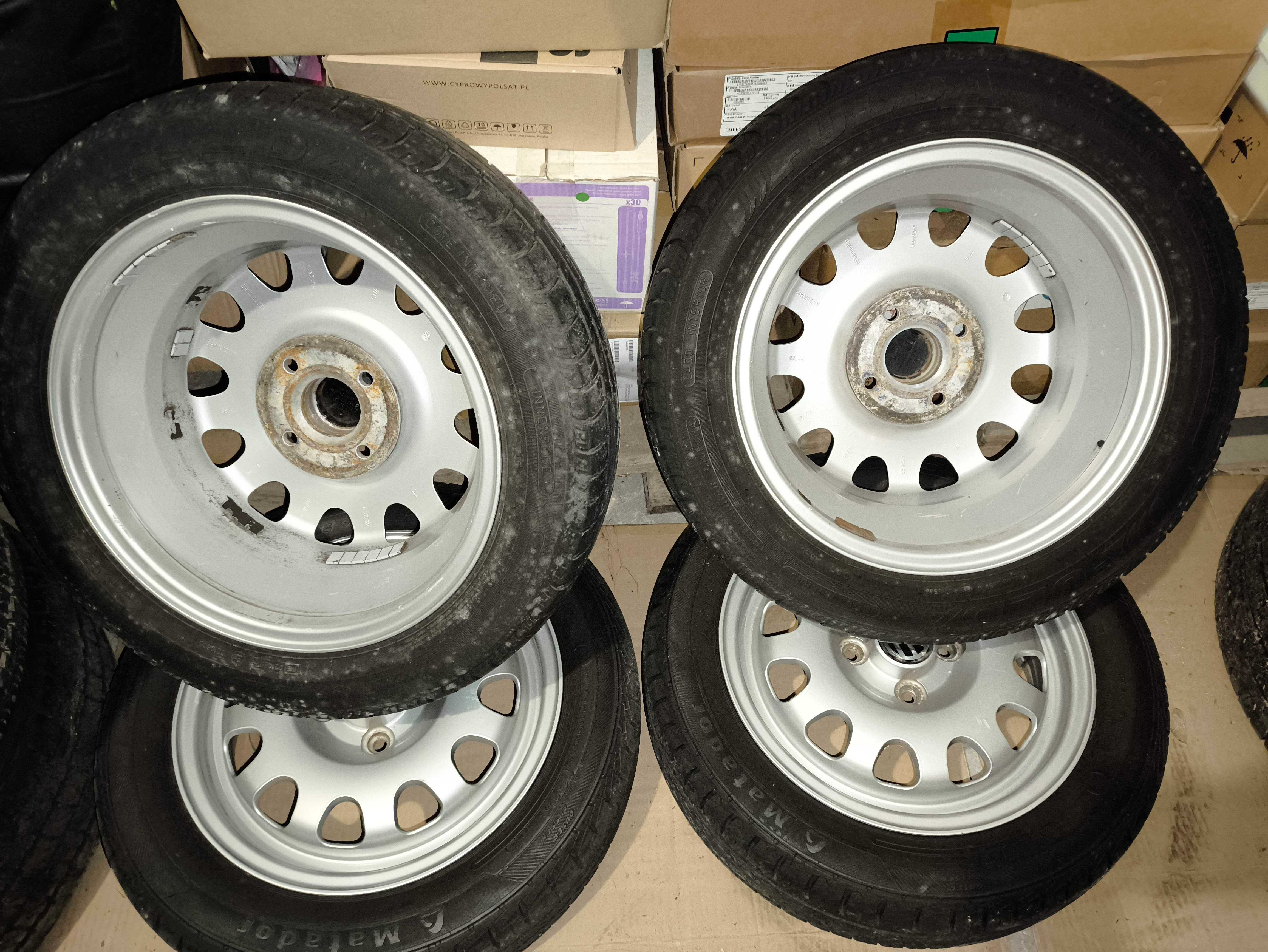 Felgi Aluminiowe Vw Lupo 4x100 r14 z Oponami Letnimi 155/65 oryginał