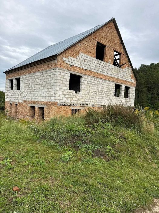 Продаж будинку біля Почаєва