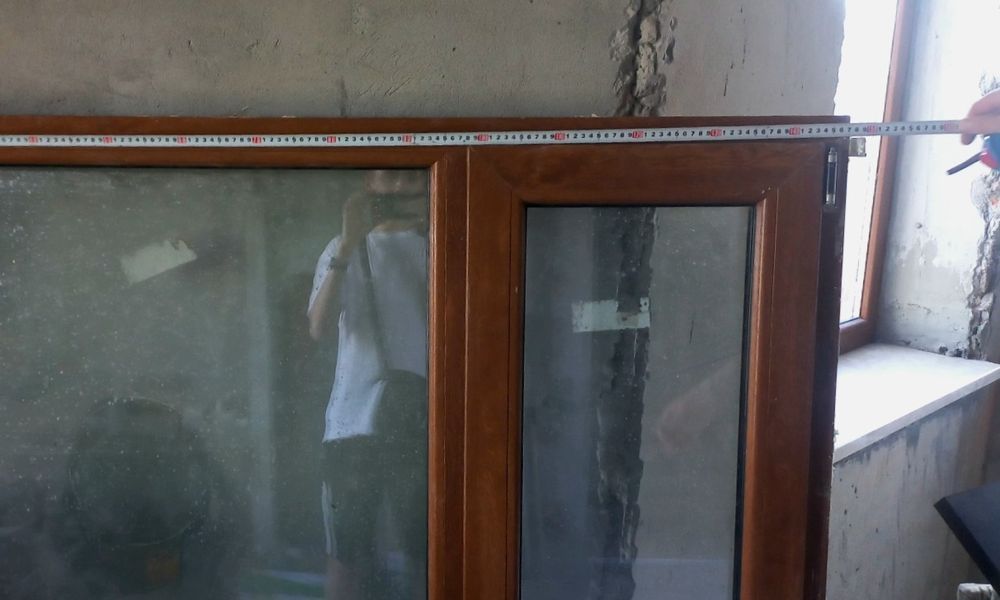 вікна бу в масі золотий дуб скло енергія двох камерне