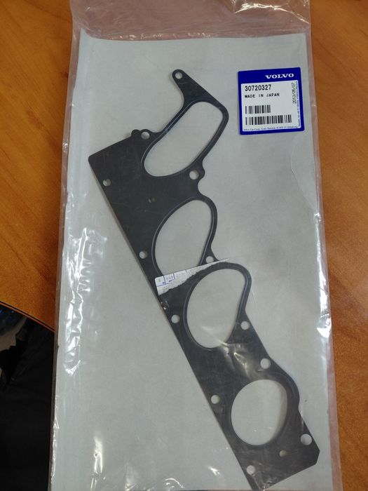 Uszczelka kolektora ssącego VOLVO – oryginał  (Made in Japan)