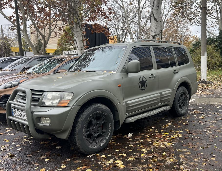 Міцубісі Паджеро,надійний джип,все працює.