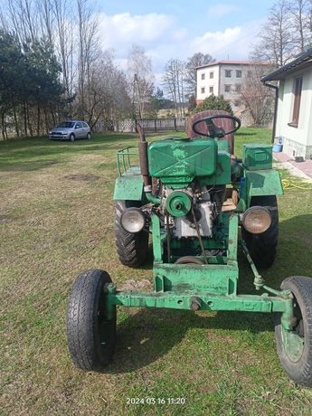 Ciągnik składak skrzynia biegów i tylni most żuk