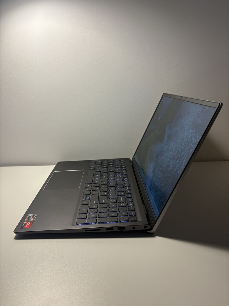 Dell Vostro 5515 Ryzen 5/16GB/512GB