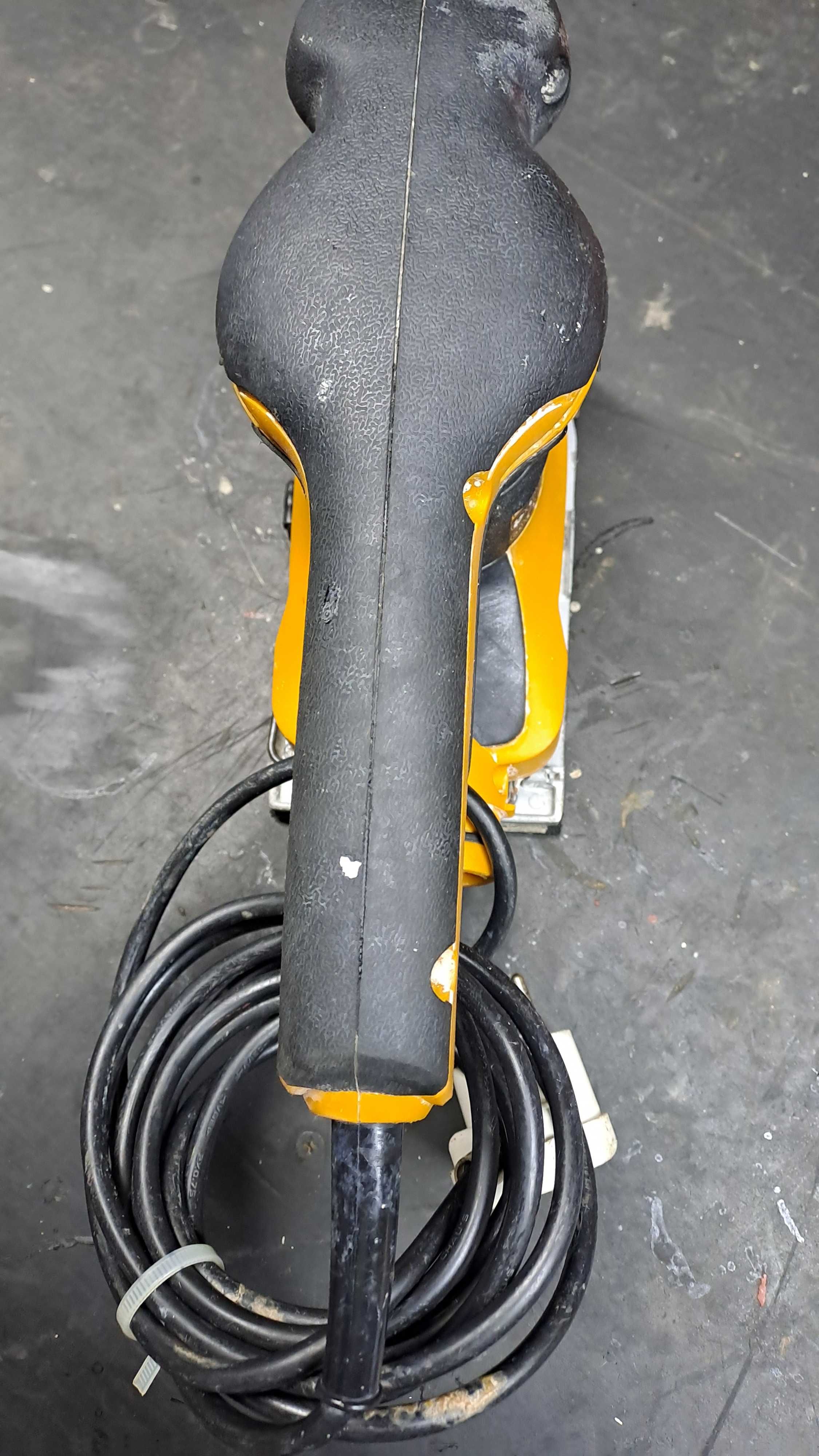 Szlifierka Oscylacyjna JCB SS 280