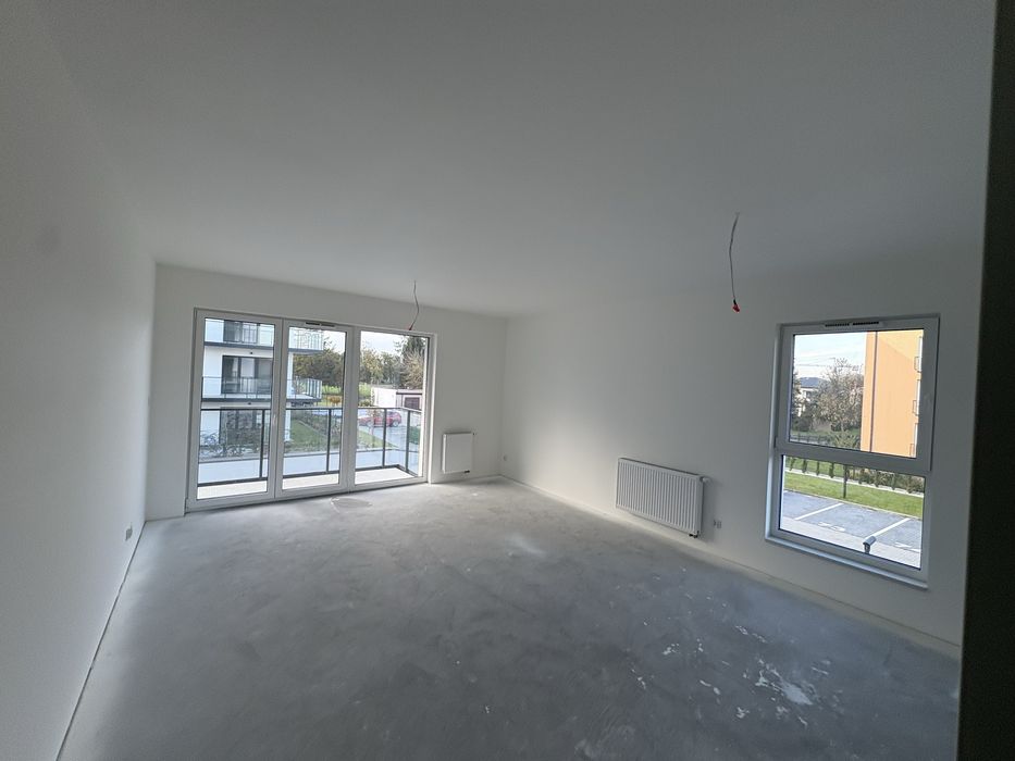 Gipsowanie i malowanie natryskowo. Sufity podwieszane, sucha zabudowa.