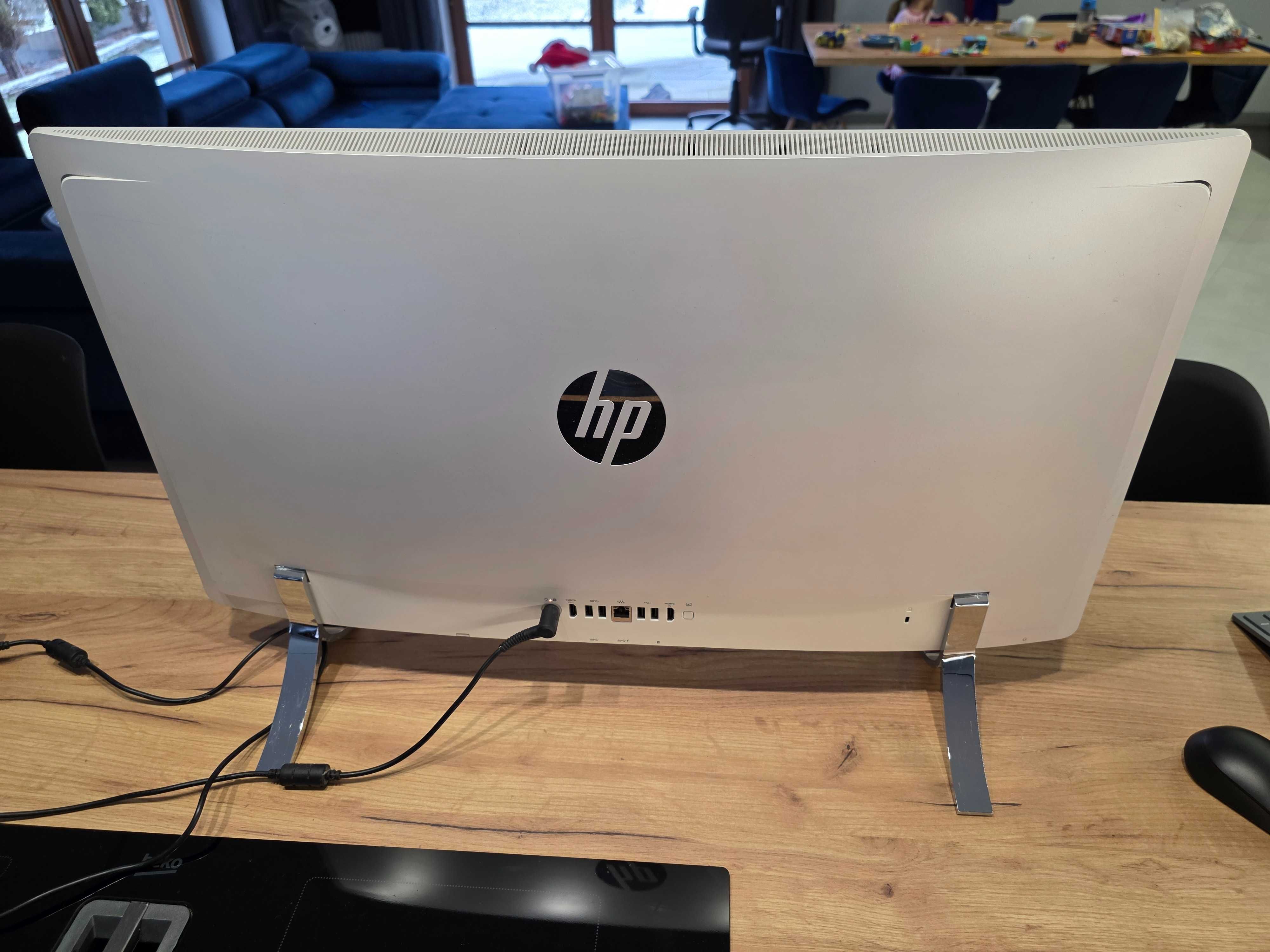 Komputer AIO HP Envy 27 i5 16GB ram AMD Radeon M370 4GB