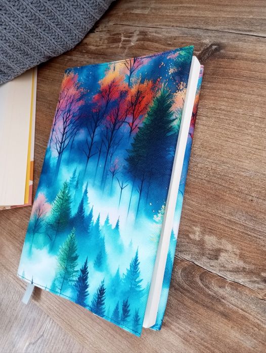 Otulacz na książki. Etui. Okładka.
