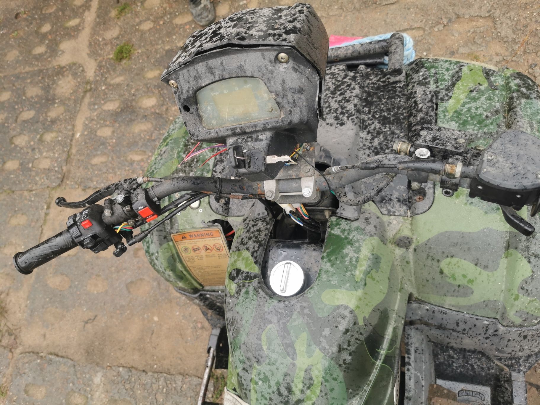 Quad 250 zarejestrowany