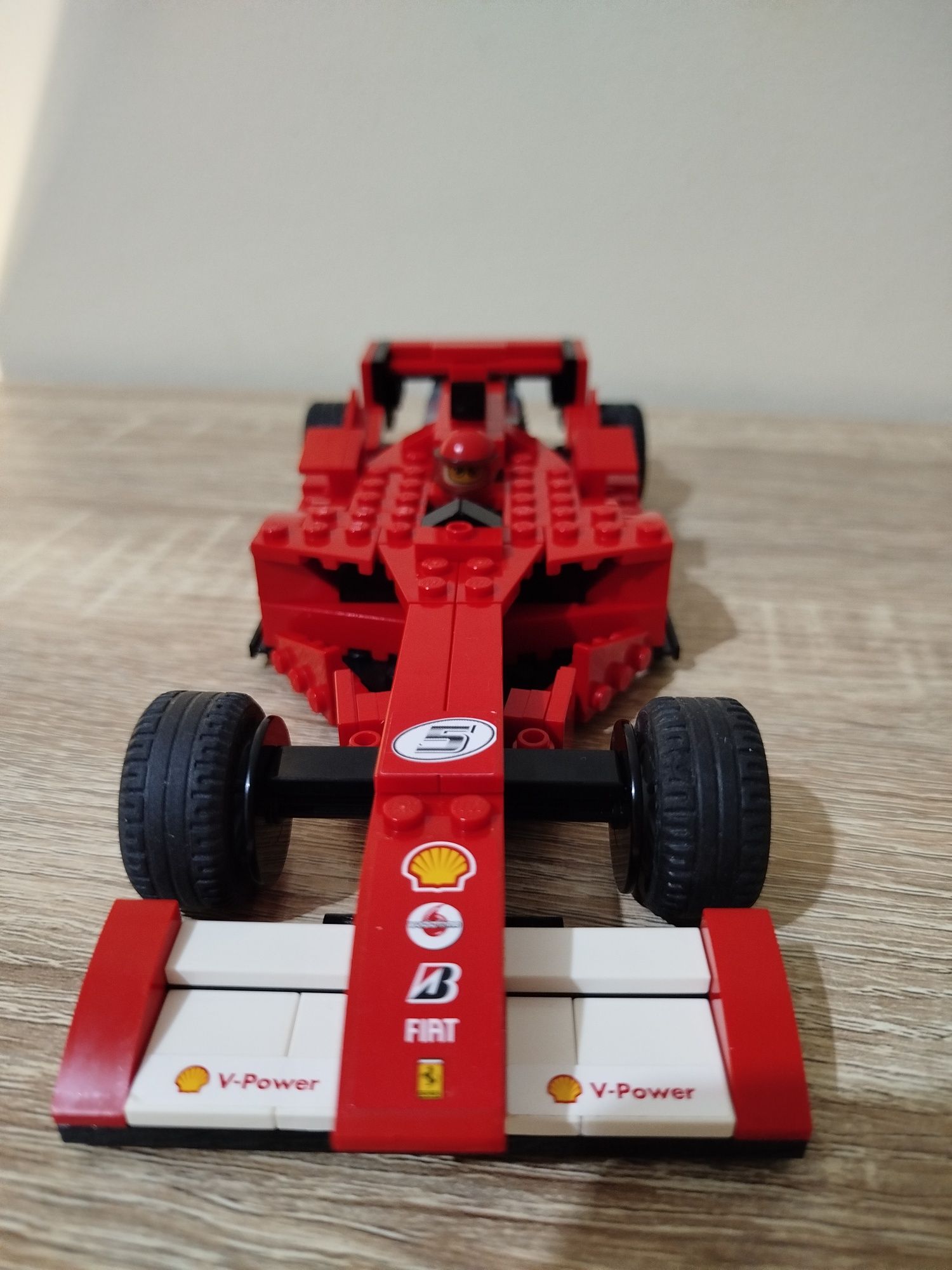 Lego 8142 Ferrari 248 F1 - Vodafone version