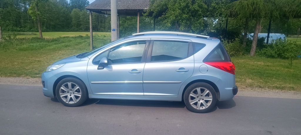 Peugeot 207 solar 137 przebiegu