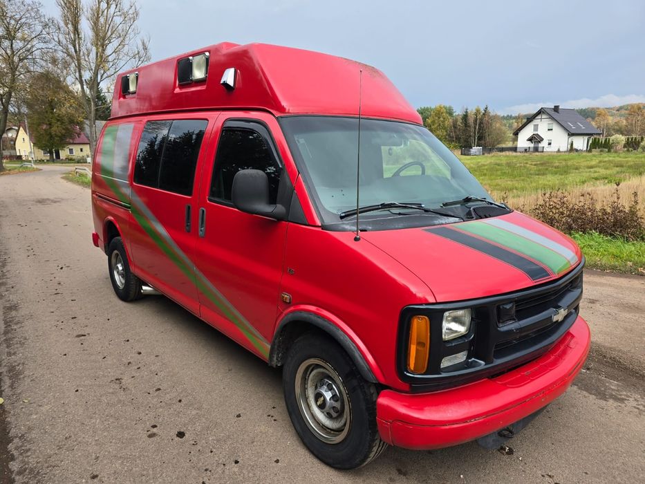 Chevrolet Chevy van 2004 6.5diesel!! Klima,navi ex-ambulance