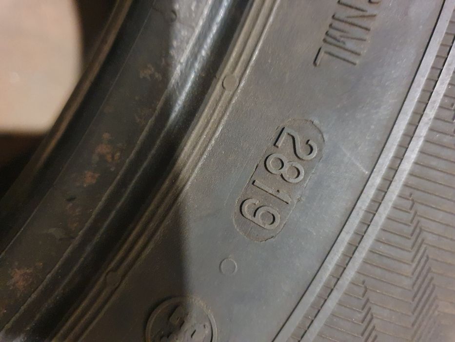 Резина Gislaved r16 215/60 зима