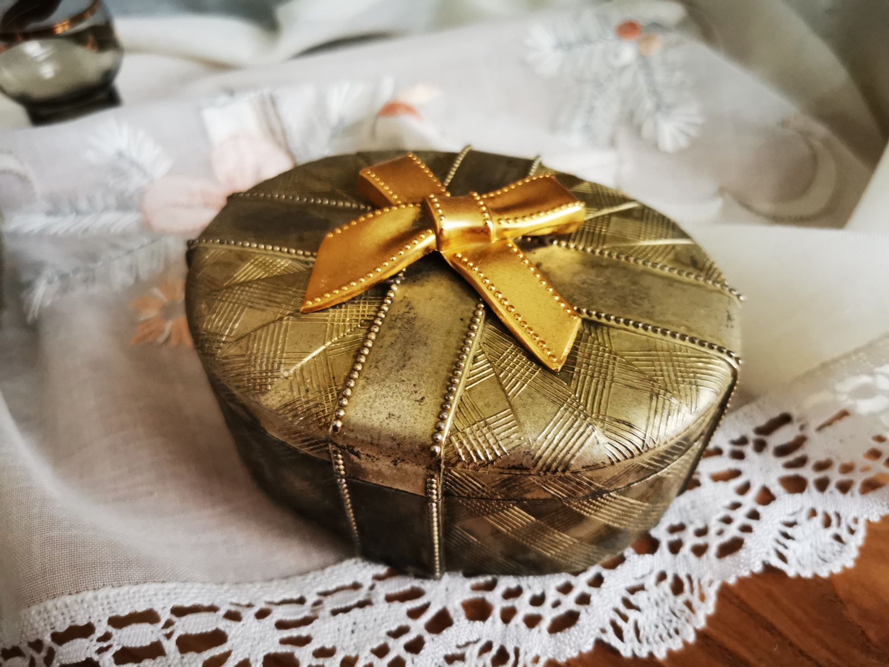 Szkatułka, pudełko z kokardką, Godinger Silverplate, lata 90-te UNIKAT