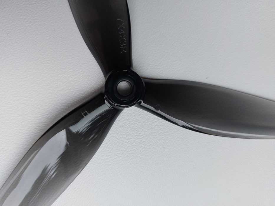 HQProp HQ 7x4x3 7040 7 дюймів 5000 комплектів в наявності пропелерів