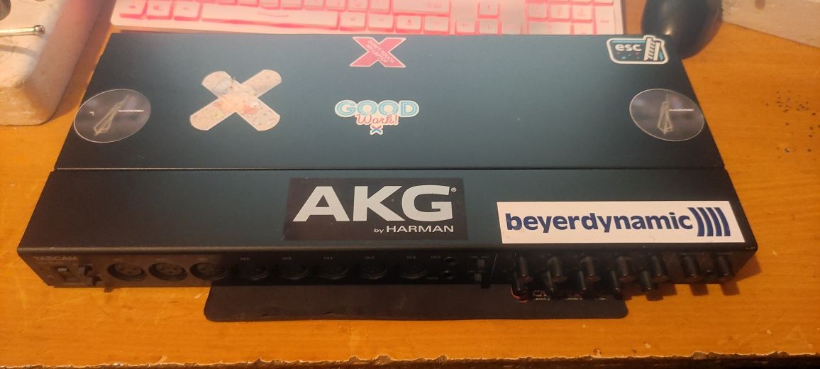 Звукова карта TASCAM US 16x08