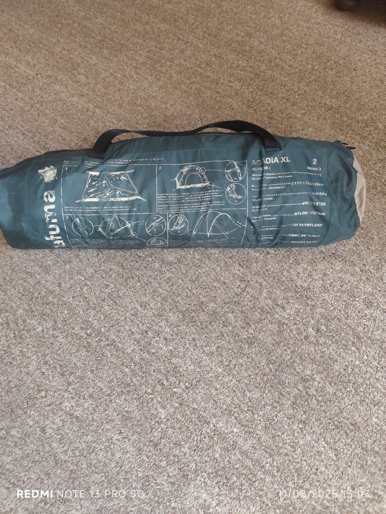 Tenda para 2 pessoas e saco dormir qeedo