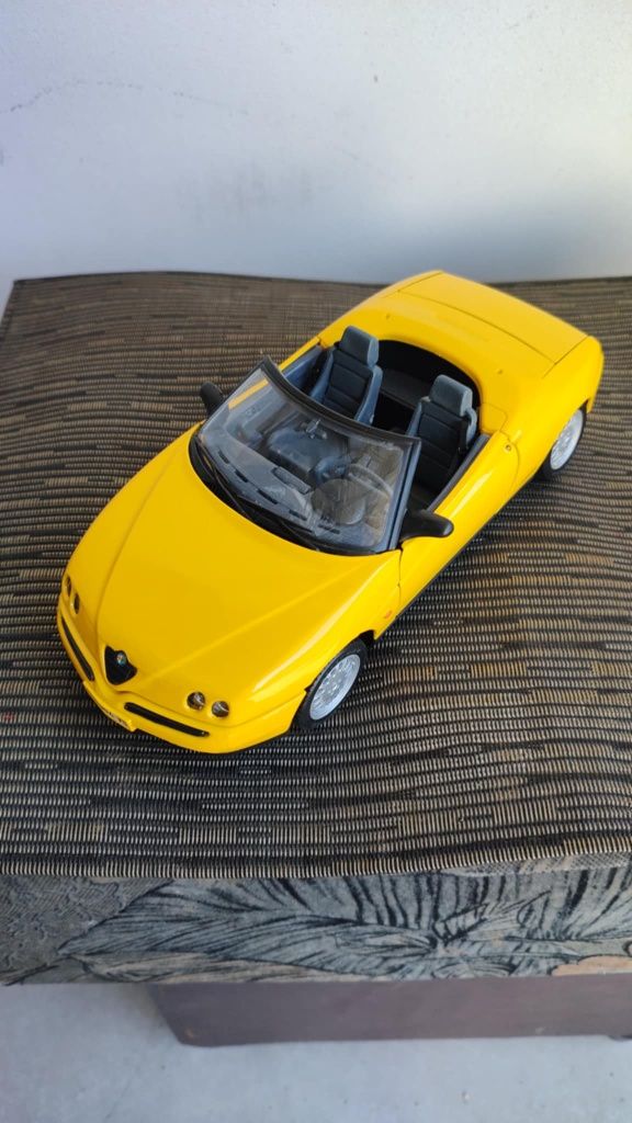 1:18 Alfa Romeo Spider ,,Maisto"
