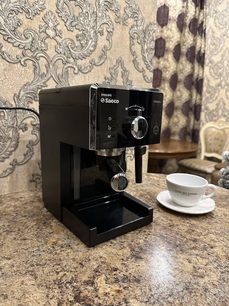 Кофемашина, кофеварка PHILIPS - Saeco Poemia