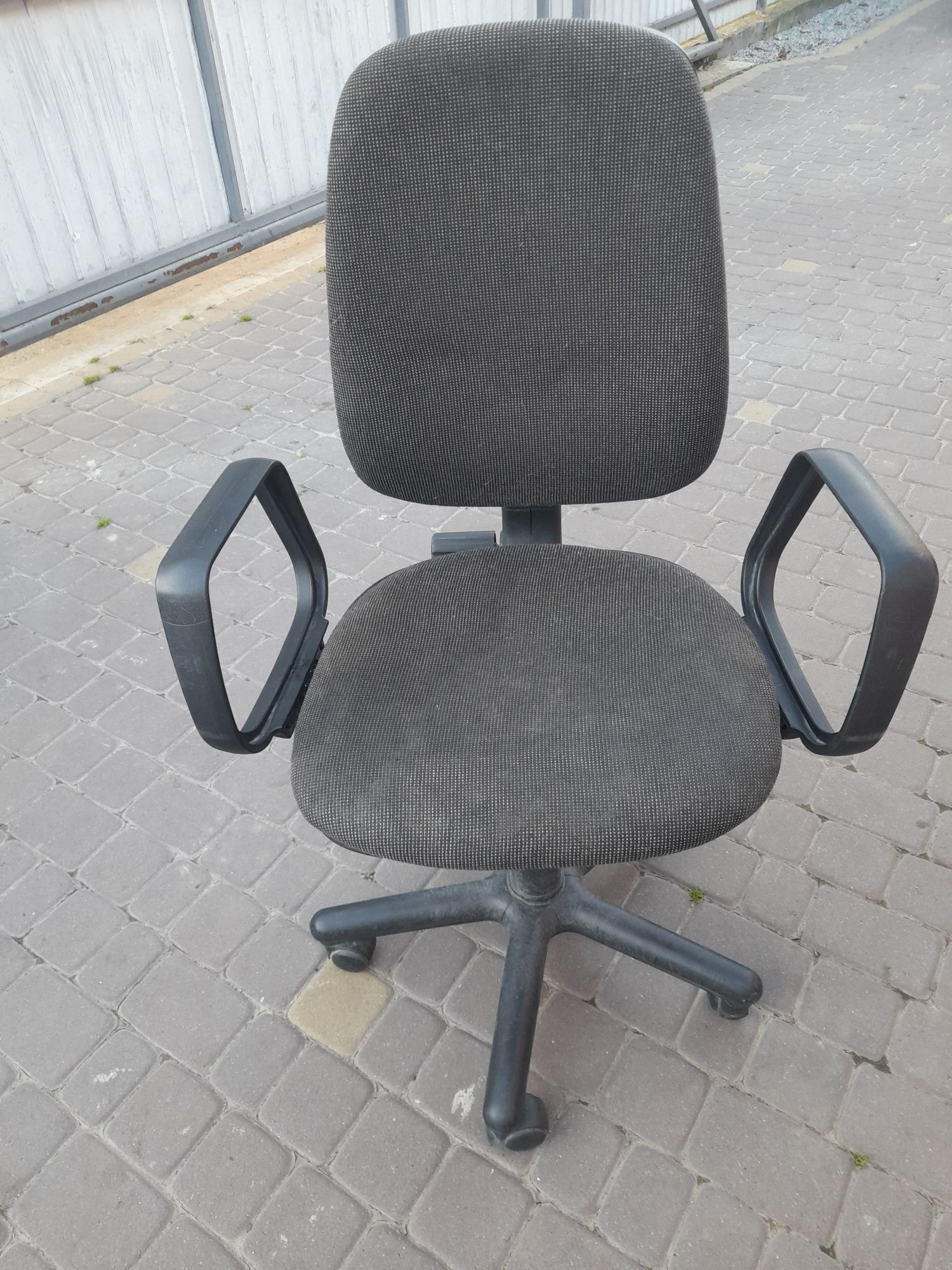 Крісла офісні, компютерні