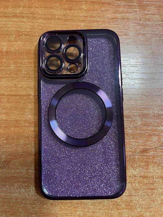 Чехол на iPhone 13 Pro