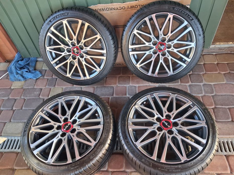 Oryginalne Koła Aluminiowe 18" Lato TPMS KIA Proceed  2022 r.