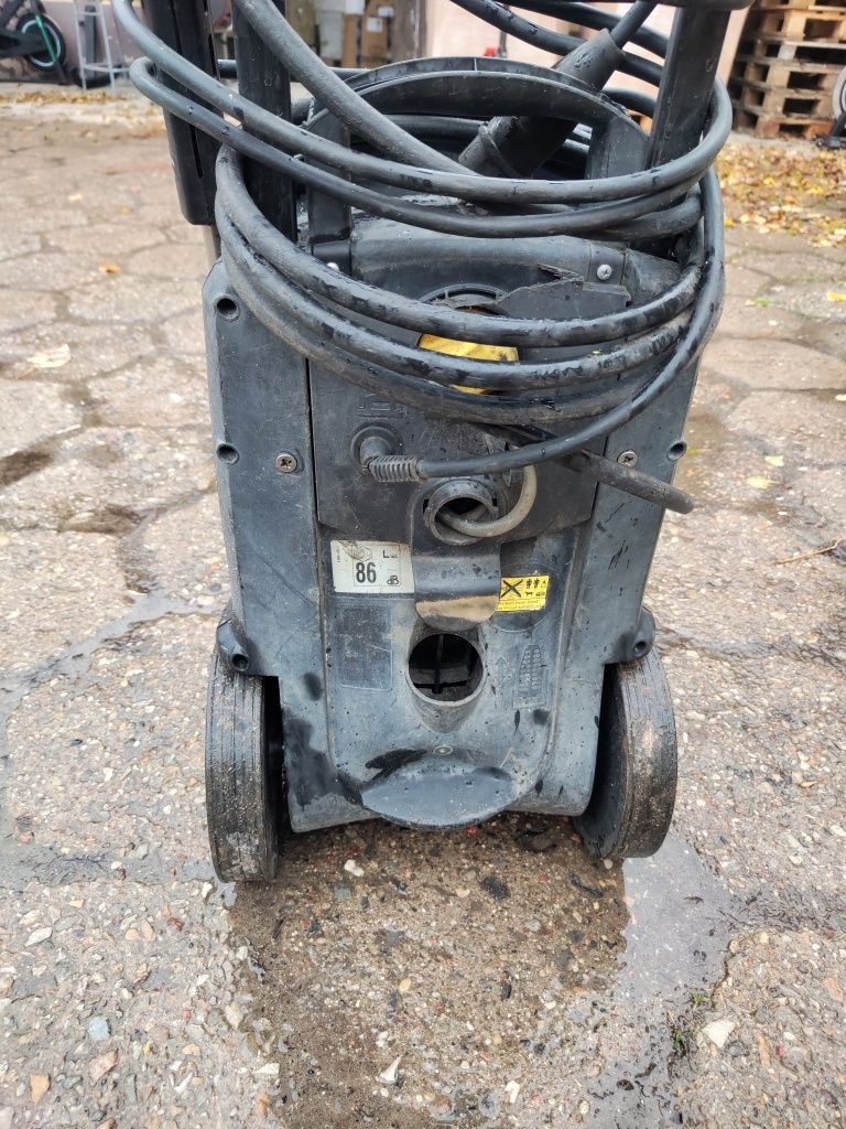 Myjka ciśnieniowa Karcher HD 6/15c stan bdb