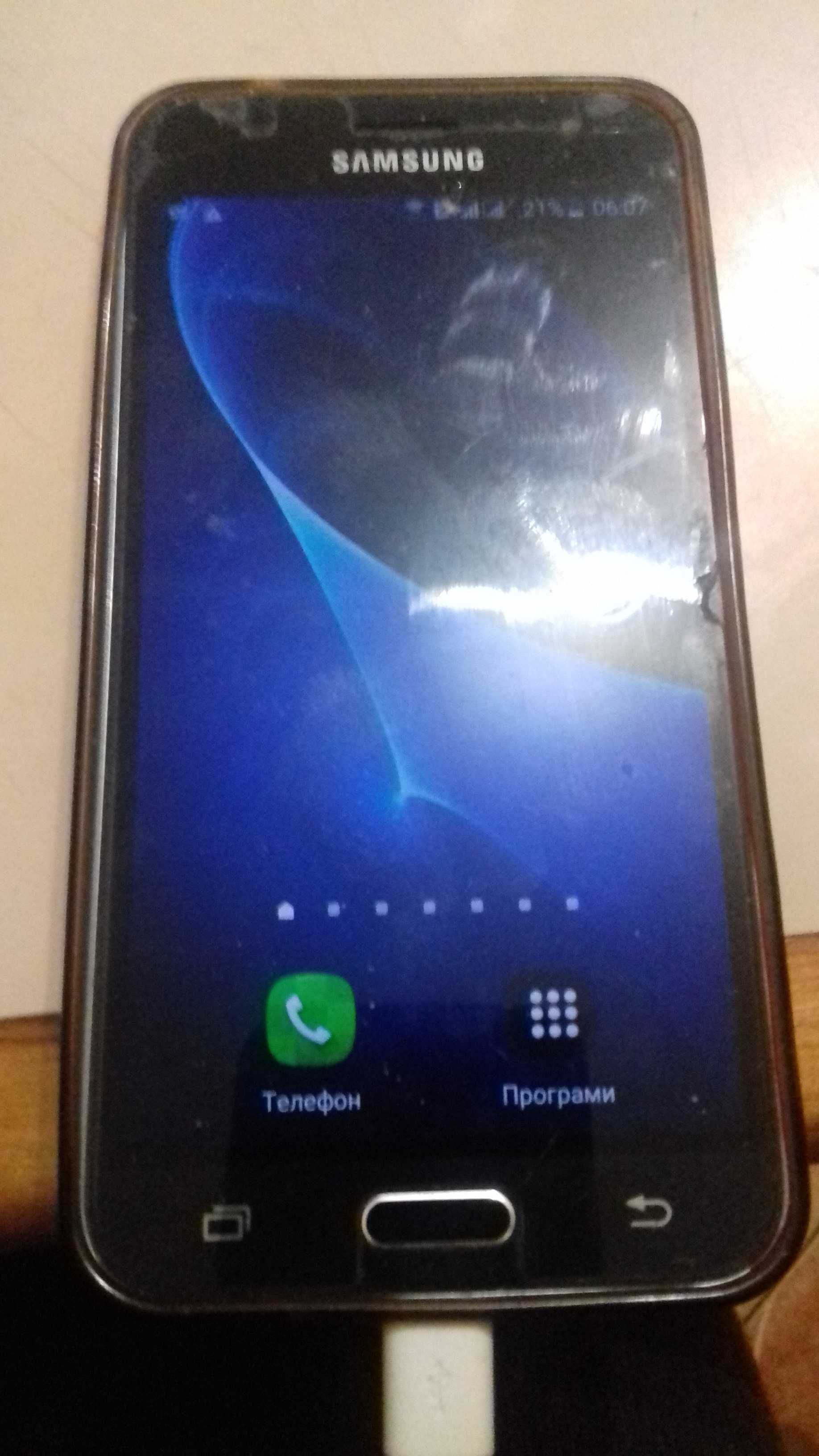 ПРОДАМ телефон SAMSUNG j320H   16р. випуску