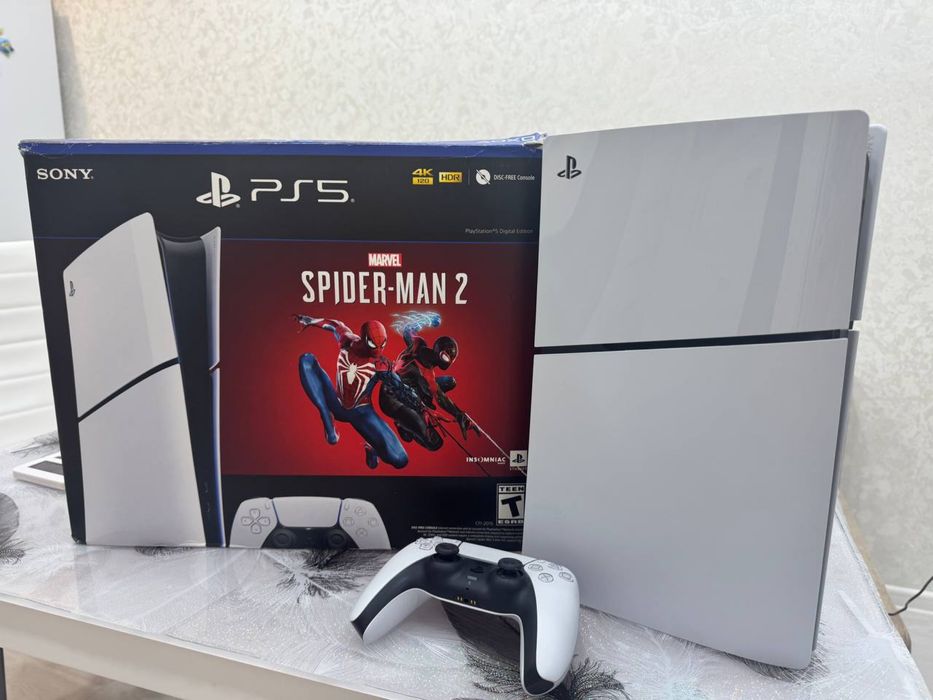 PlayStation 5 Slim 1TB
