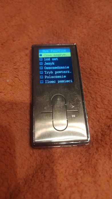 Odtwarzacz MP4 TRIO v218