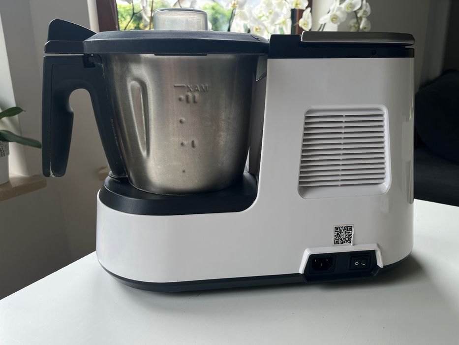 Monsieur Cuisine Édition Plus -ostatnio wymieniony noz, nowa Varoma