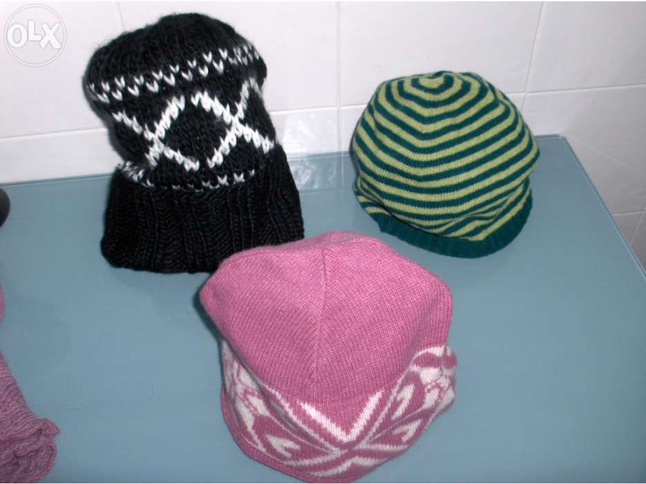 3 Gorros preto, rosa e verde