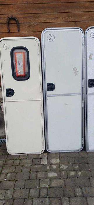 Drzwi wejsciowe kamper/przyczepa kempingowa