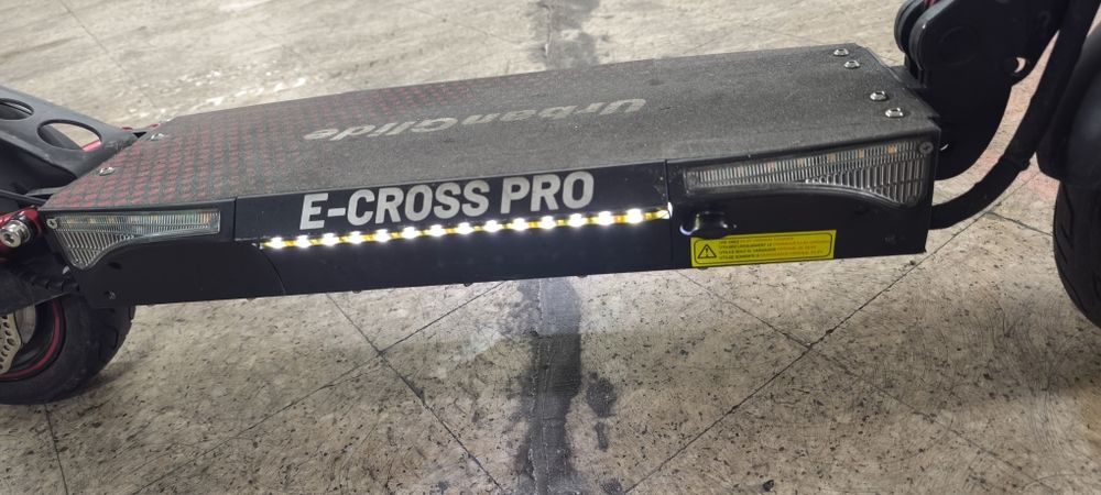 Trotinete e-cross pro