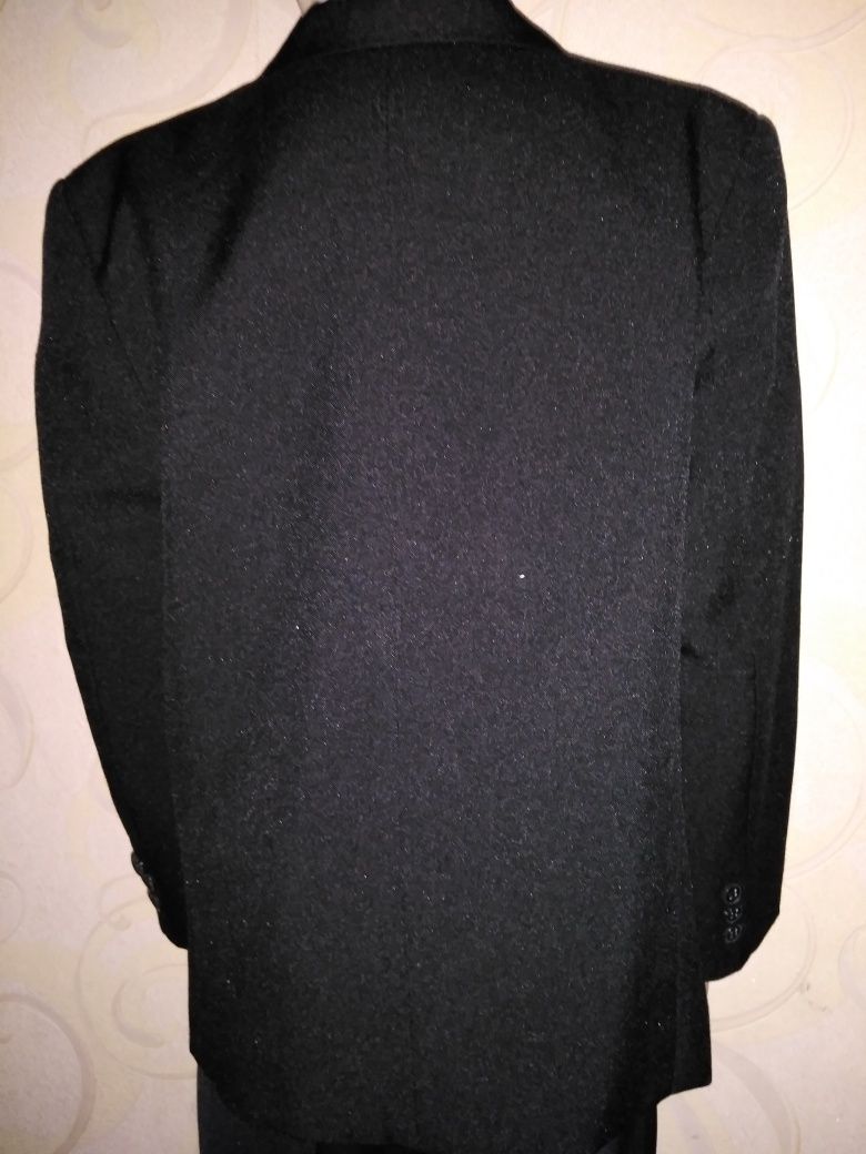 Пакет шкільних речей 2 Піджаки і брюки чорного кольору+жилетка 122-128