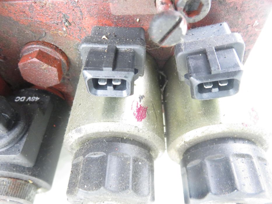 Rozdzielacz Linde E14-02 Br335