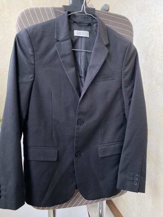 Чорний класичний піджак H&M 146
