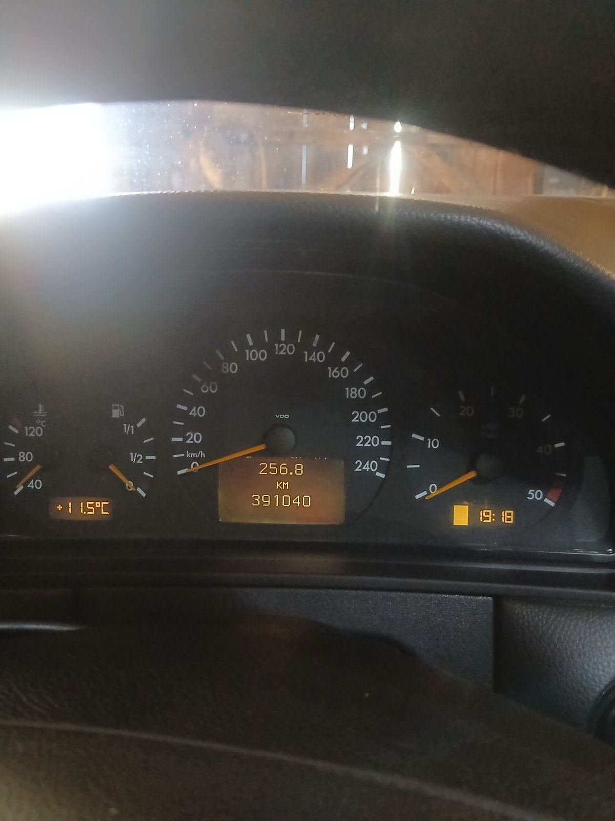 Продам гарний автомобіль у хорошому стані